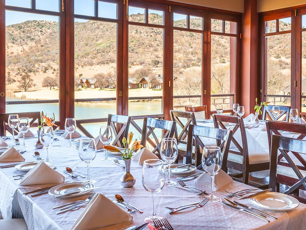 Kloofzicht Lodge & Spa Krugersdorp Zewnętrze zdjęcie The restaurant at the lodge